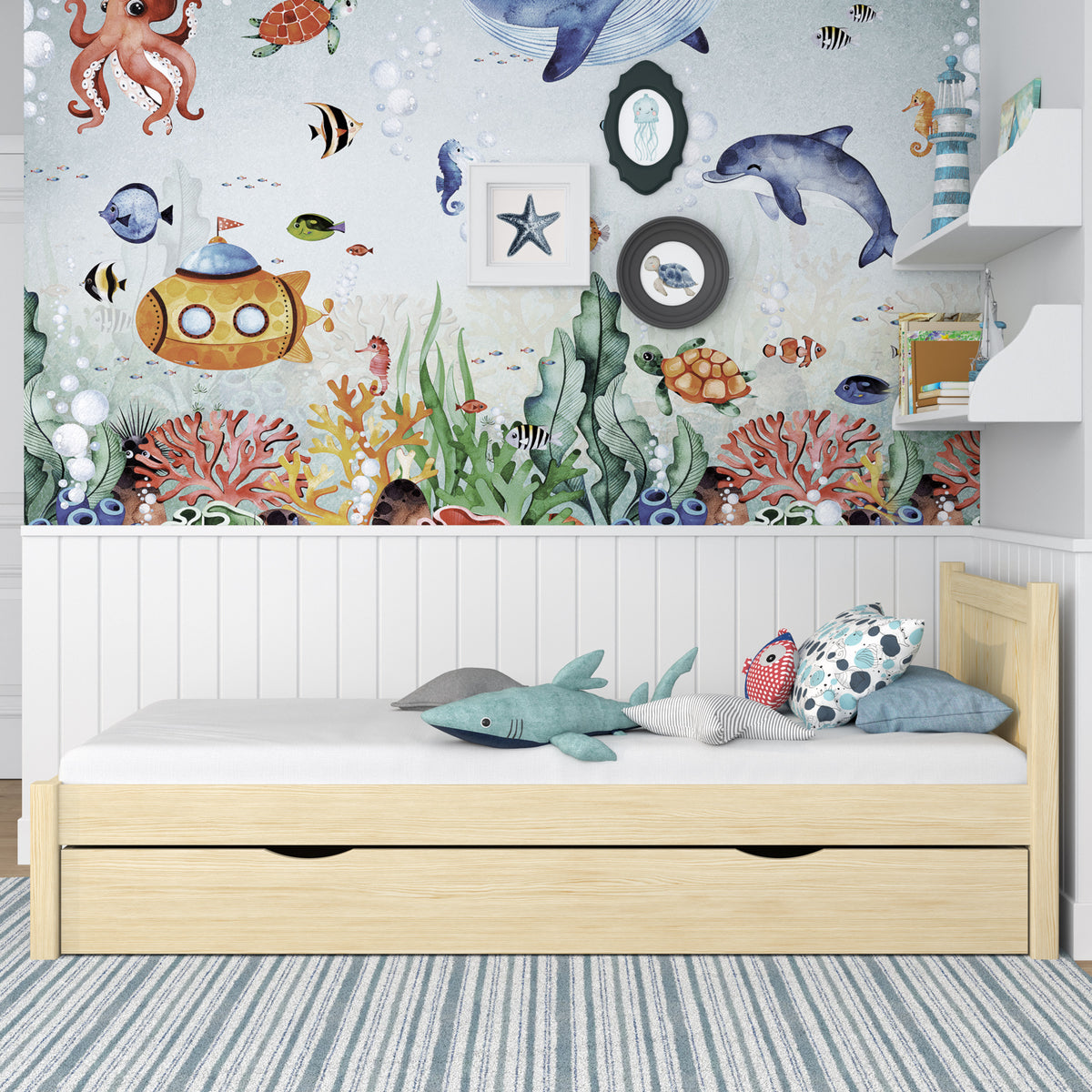 Lit pin incolore z tiroir – vue de côté, en bois, Nizio Home