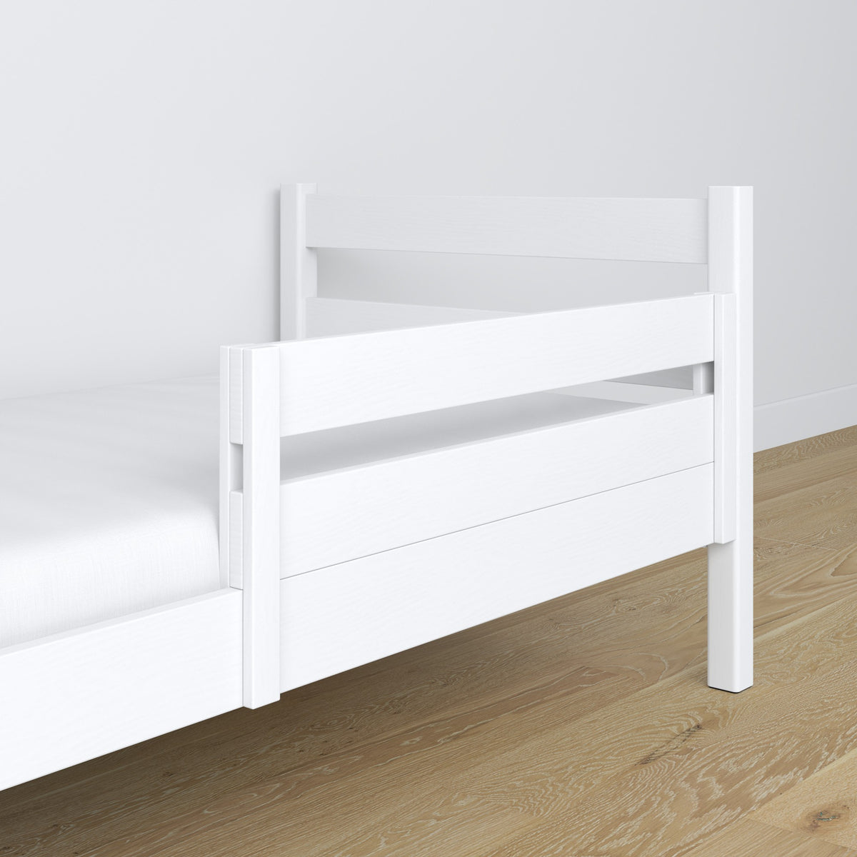 Bedbeschermer voor kinderbed wit – zijaanzicht, houten