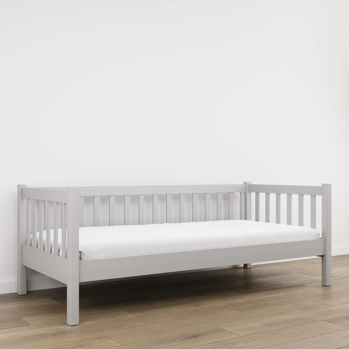 Sofabed grijs – zijdelingse bedhekje houten, veiligheid voor kinderen