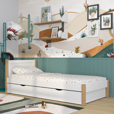 Lit simple avec tiroir en bois blanc-chêne – chambre d'enfant, style scandinave
