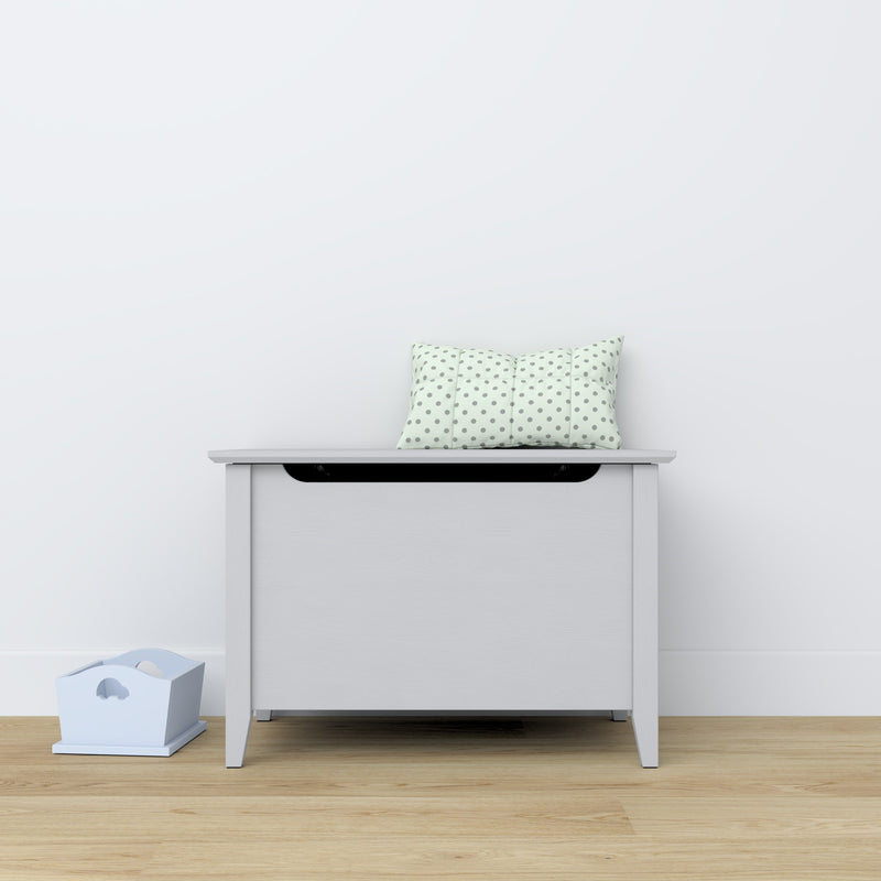 Chest wooden grey – storage and seating, Scandinavian style by Nizio