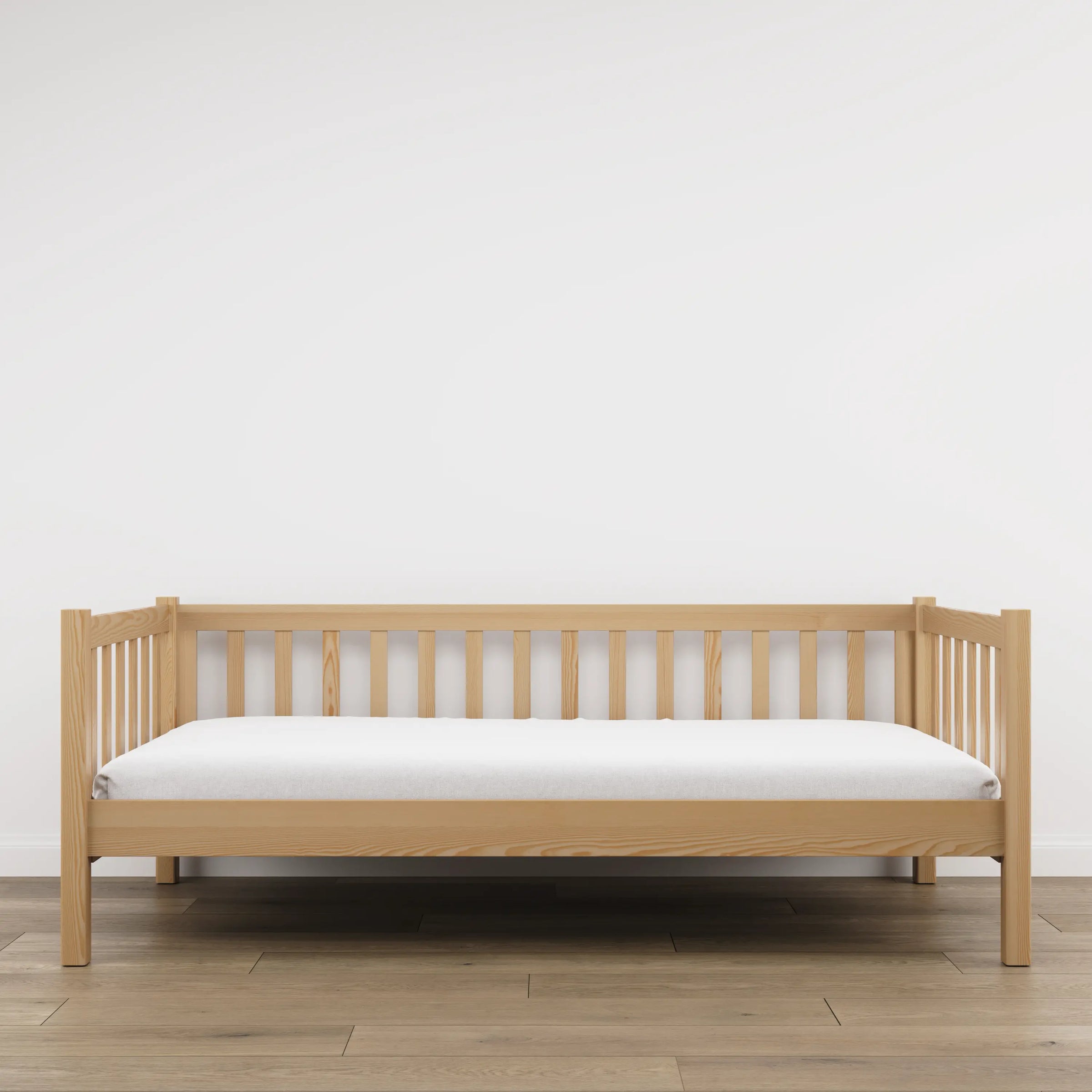Sofabed houten naturel grenen – zijaanzicht, vorm en verhoudingen van het meubel